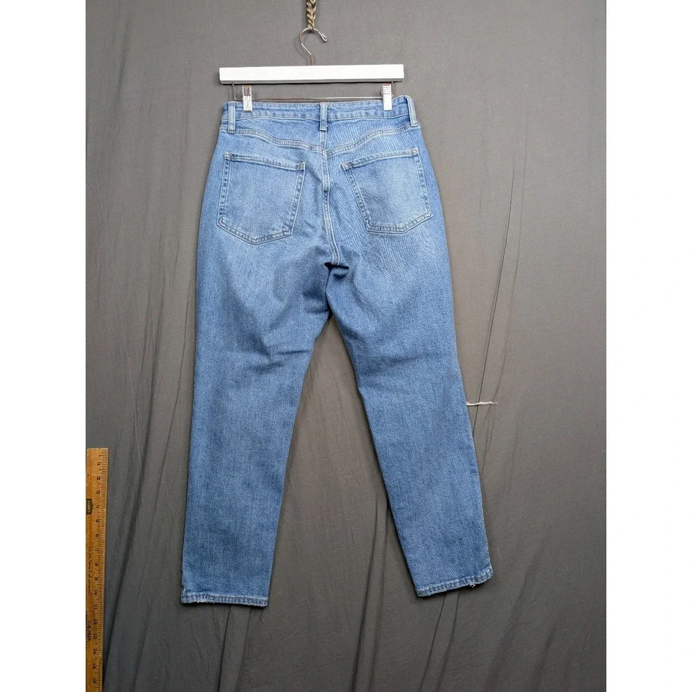 Old Navy Women's Size 2 Blue OG Straight Extra High Rise Distressed Stretch Jean